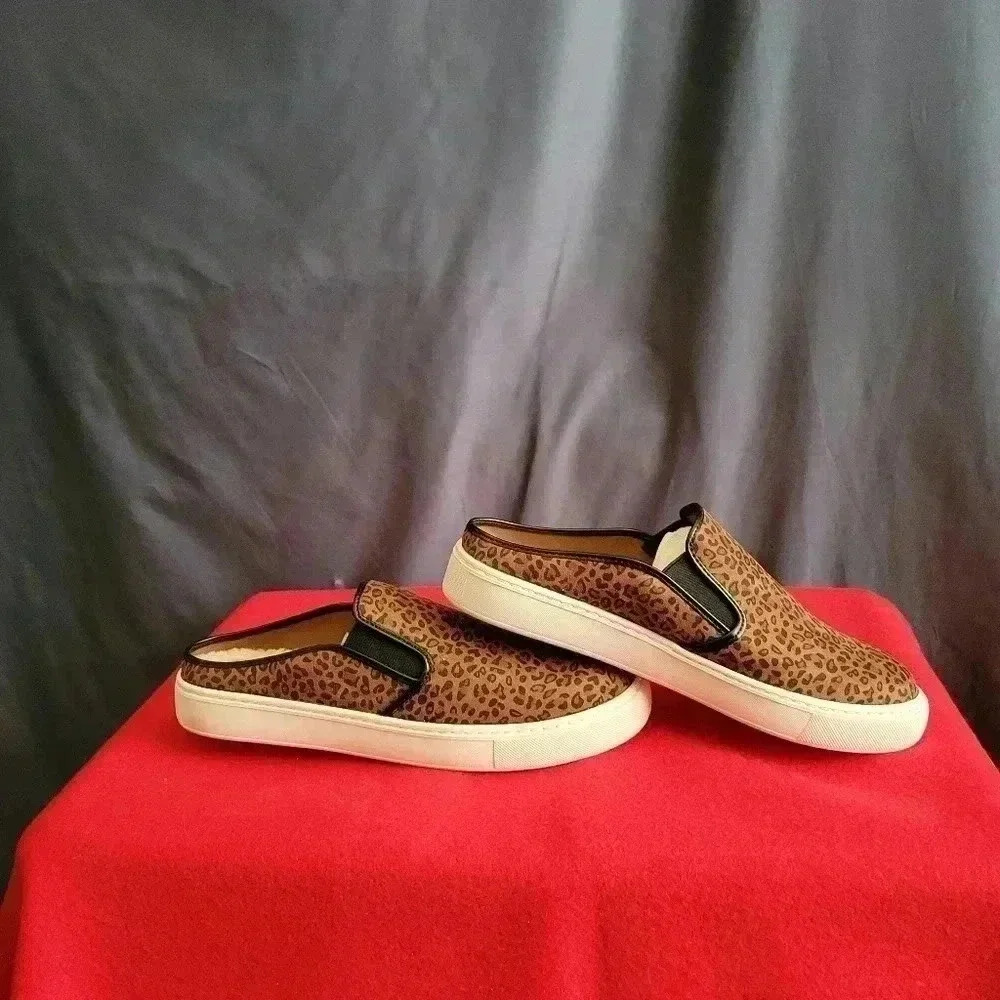 Time and Tru Shoes 9 NWOT - Picture 2 of 5